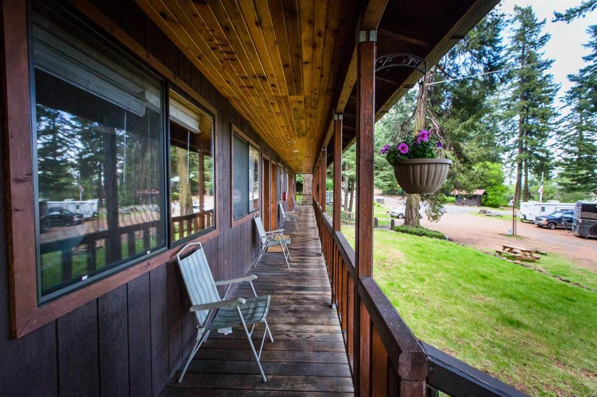 Crater Lake Gateway-Rocky Point Resort Klamath Falls Exterior foto